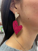 Load image into Gallery viewer, Pearl and glitter heart 2 drop earrings