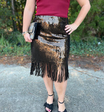 Load image into Gallery viewer, VS31890 Sequin Fringe Skirt