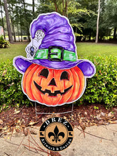 Load image into Gallery viewer, Pop Up Drez Halloween Yard Stake