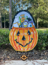 Load image into Gallery viewer, Pop Up Drez Halloween Yard Stake