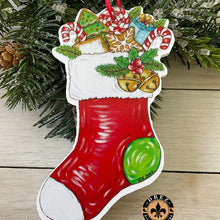 Load image into Gallery viewer, Drez Christmas Door Hang