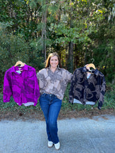 Load image into Gallery viewer, G10851 Satin Animal Long Dolman Sleeves top