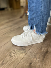 Load image into Gallery viewer, Kaimi- Athletic Shoe