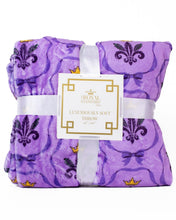 Load image into Gallery viewer, Mardi Bow Throw