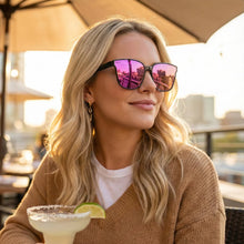 Load image into Gallery viewer, Dax Eyewear Cam Hot Pink