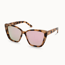 Load image into Gallery viewer, Dax Eyewear Callie