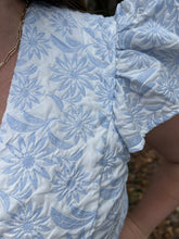 Load image into Gallery viewer, SY6045 BUTTERFLY SLEEVE WOVEN JACQUARD V NECK DRESS