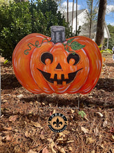 Load image into Gallery viewer, Pop Up Drez Halloween Yard Stake
