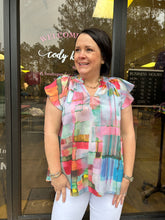 Load image into Gallery viewer, T22539 Abstract Flutter Sleeve Top