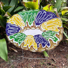 Load image into Gallery viewer, Pop Up Drez Mardi Gras Yard Stakes