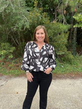 Load image into Gallery viewer, T21671 Printed v-neck long sleeve top featuring smocking at cuff