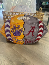 Load image into Gallery viewer, Pop Up Drez Game Day Door Hang