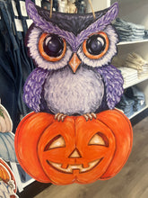 Load image into Gallery viewer, Pop Up Drez Halloween Door Hang