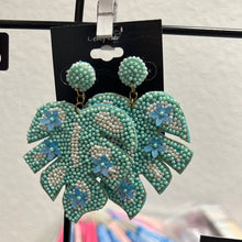 Load image into Gallery viewer, Beaded Monstera Leaf Earrings