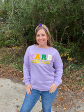 Load image into Gallery viewer, IP8601J-03 Mardi Gras Letter Patches and Glitter Pullover