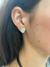 Load image into Gallery viewer, Rhinestone Heart STUD earrings