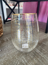 Load image into Gallery viewer, Stemless Gold Hatch Wine Glass