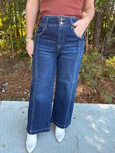 Load image into Gallery viewer, Risen High Rise Crop Wide-front seam detail jeans
