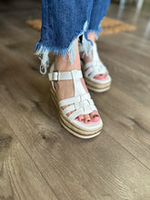 Load image into Gallery viewer, Versa- Wedge Sandal