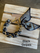 Load image into Gallery viewer, Doorbuster Phone Scarf Wristlet