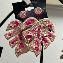 Load image into Gallery viewer, Beaded Monstera Leaf Earrings