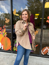Load image into Gallery viewer, J21306 Solid corduroy jacket featuring flaid detail and flap pockets at bust.