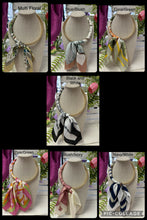 Load image into Gallery viewer, Double Bubble Chain Abstract Print Scarf Necklace