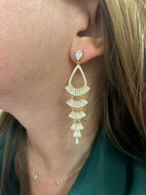 Load image into Gallery viewer, Jennifer Thames Cori Earring