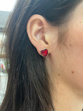 Load image into Gallery viewer, Rhinestone Heart STUD earrings