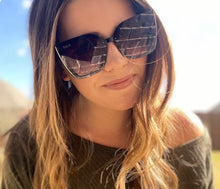 Load image into Gallery viewer, Dax Eyewear Athena