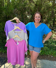 Load image into Gallery viewer, Woven Bubble Airflow V Neck Top