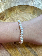 Load image into Gallery viewer, CK Designs Freshwater Pearl bracelets