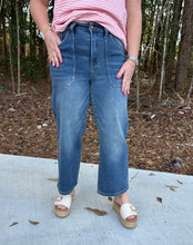 Load image into Gallery viewer, Judy Blue High Waist Utility Pockets Crop Wide