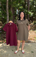 Load image into Gallery viewer, SHORT SLEEVE KNIT COLLARED SHIFT MINI DRESS WITH GOLD BUTTON AND POCKETS