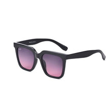 Load image into Gallery viewer, Dax Eyewear Dani Smokeshow