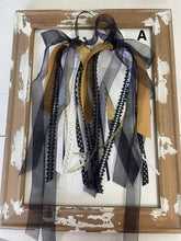 Load image into Gallery viewer, Game Day Boot Bow