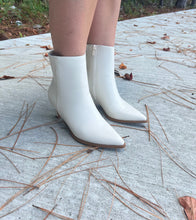 Load image into Gallery viewer, Cabernet Boot