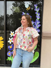 Load image into Gallery viewer, T23010 Pink Floral flutter sleeve button up top