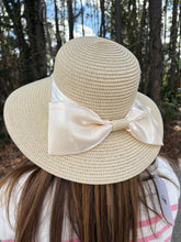 Load image into Gallery viewer, Bow Accent Two Tone Woven Straw Summer hat