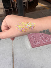 Load image into Gallery viewer, Tiger Eye Face Glitter