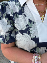 Load image into Gallery viewer, Short puff sleeves floral dress with waist tie