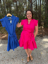 Load image into Gallery viewer, Cap sleeves v neck solid dress with pleat detail, waist tie