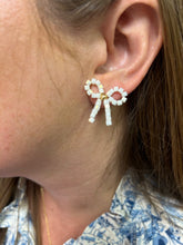 Load image into Gallery viewer, Squared Crystal Bow Stud Earrings