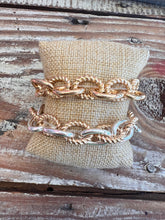 Load image into Gallery viewer, Water Resistant interlocking chain bracelet