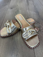 Load image into Gallery viewer, Corky's Clam Bake Gold Crinkle Metallic Sandal