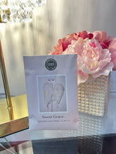 Load image into Gallery viewer, Sweet Grace Decorative Sachets