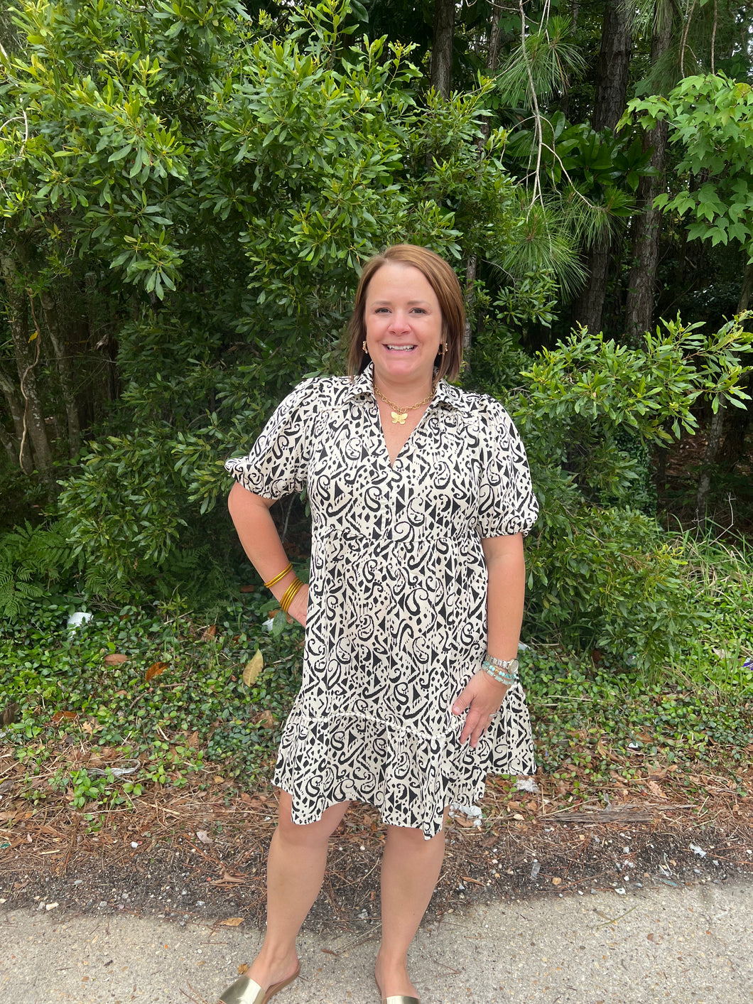 B8632 Printed Collared Tiered Dress