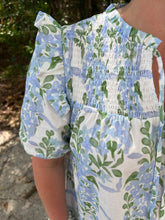Load image into Gallery viewer, Ruffle Sleeve Floral Print Top