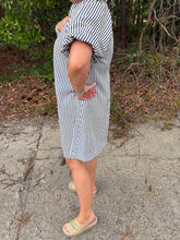 Load image into Gallery viewer, Vertical Stripe Shift Dress