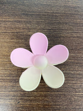 Load image into Gallery viewer, Flower hair clip